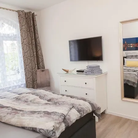 Apartment Stadtvilla Mit Hafenpanorama